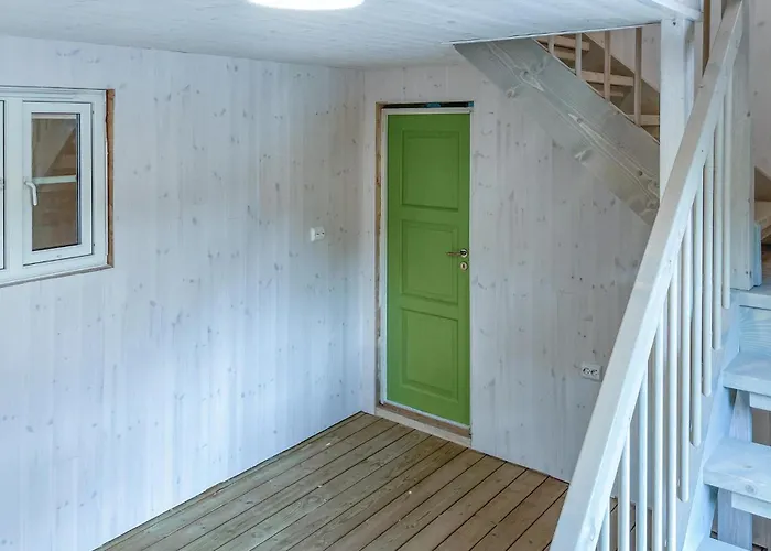 2 Bedroom Beautiful In *