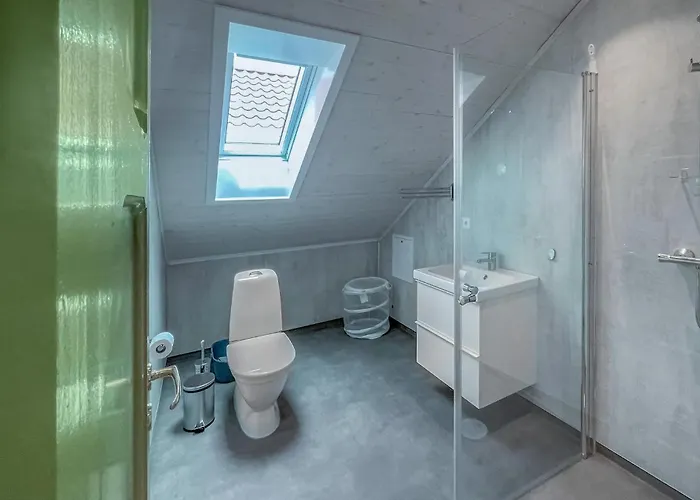 2 Bedroom Beautiful In Vakantiehuis *